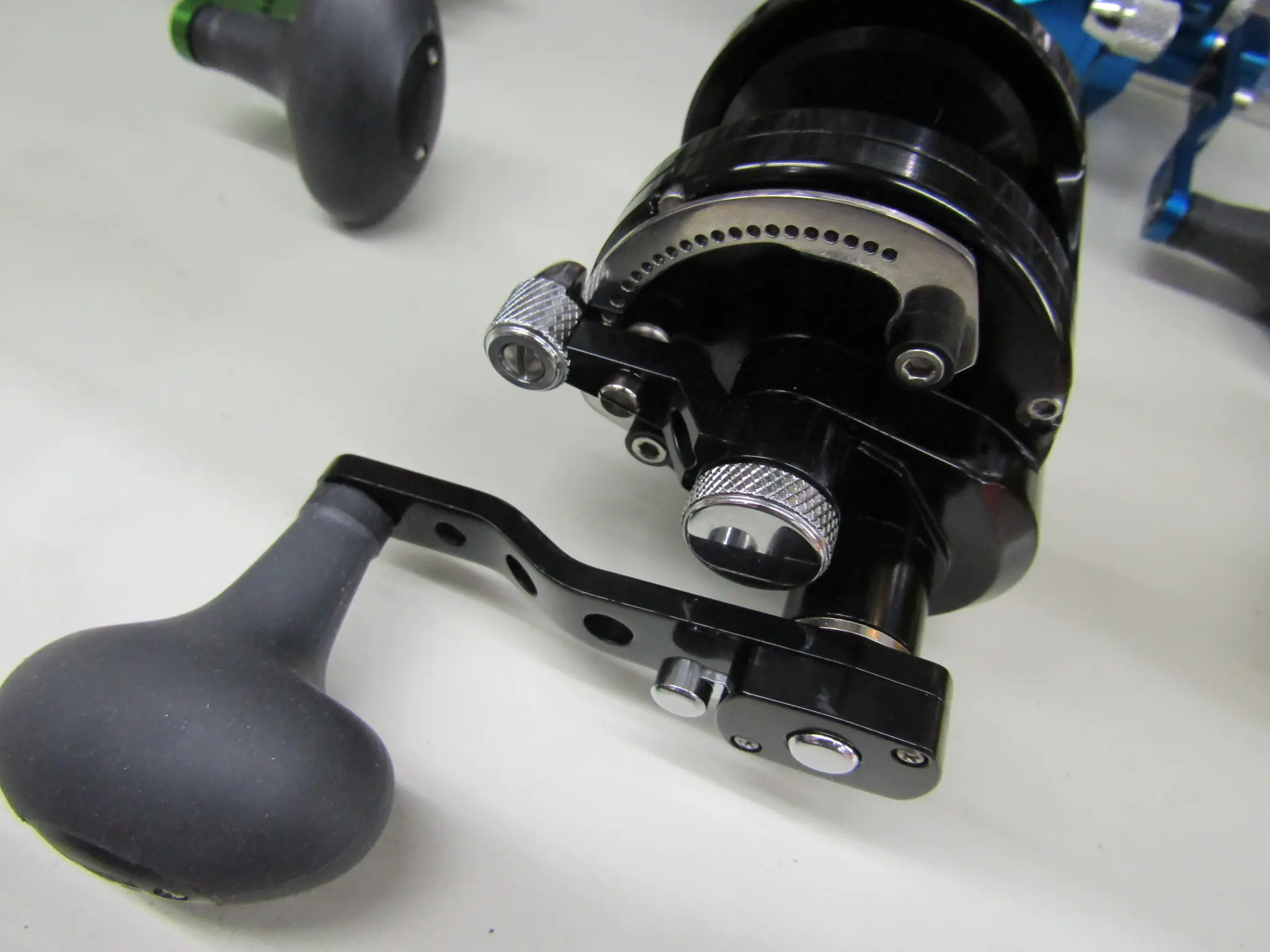 レバードラグ ベイトリール Avet SXJ5.3 Black レバードラグ ベイト