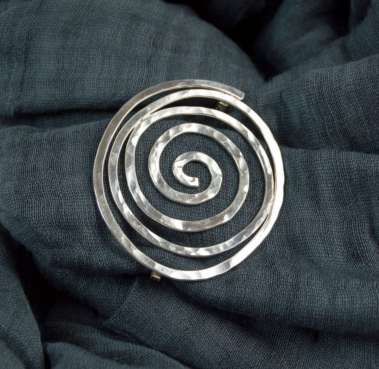 O'Keeffe Inspired Brooch - The Georgia O'Keeffe Museum