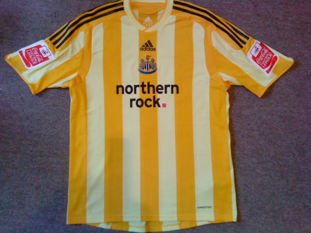 Newcastle Away football shirt 2009 - 2010. Sponsored by Northern Rock