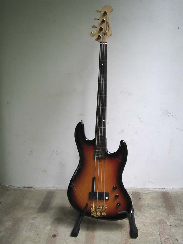 インナーウッド 4弦 ジャズ・ベース パッシブ （InnerWood Bass