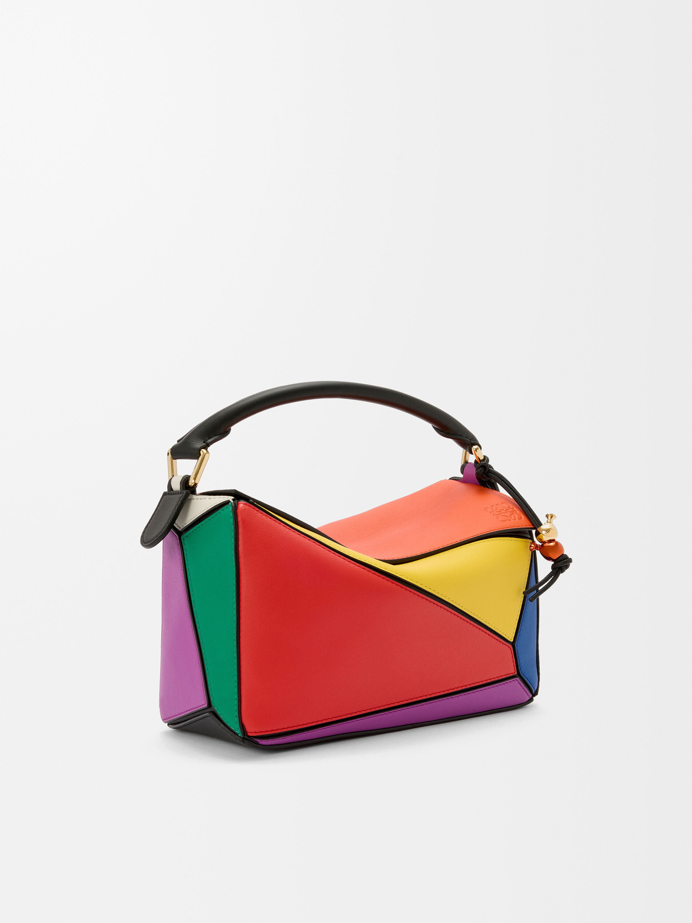 パズルバッグ、10周年 | LOEWE - LOEWE