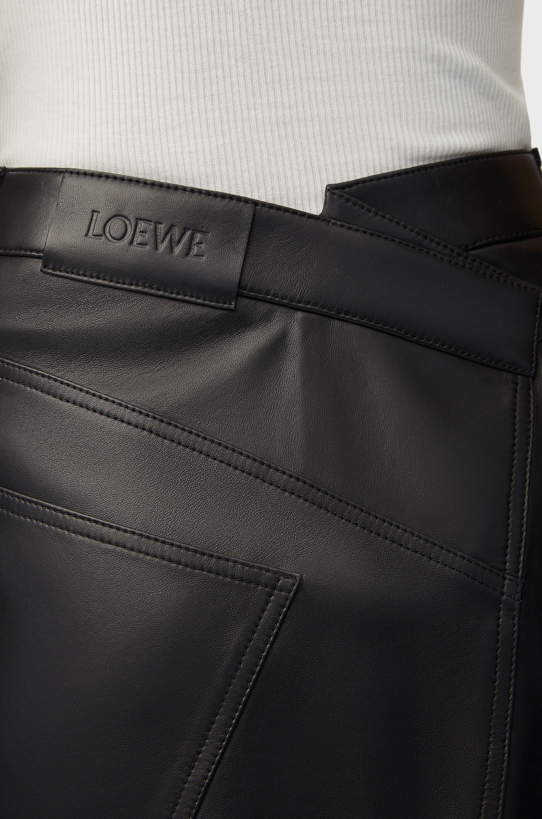 アシンメトリー スカート（サテンナパラム） ブラック - LOEWE Japan