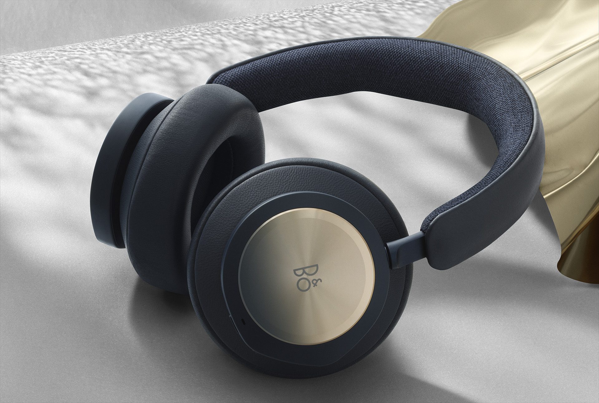 Bang & Olufsen Beoplay Portal PC PS – Tech Reviews