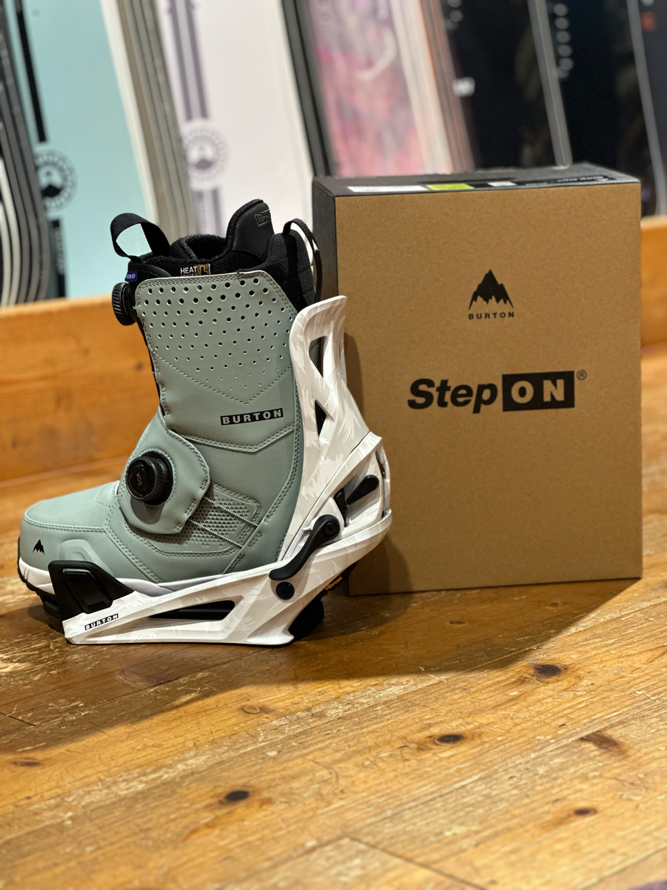 STEP ON 販売スタート | Lead OSAKA｜リード大阪｜スノーボード プロ