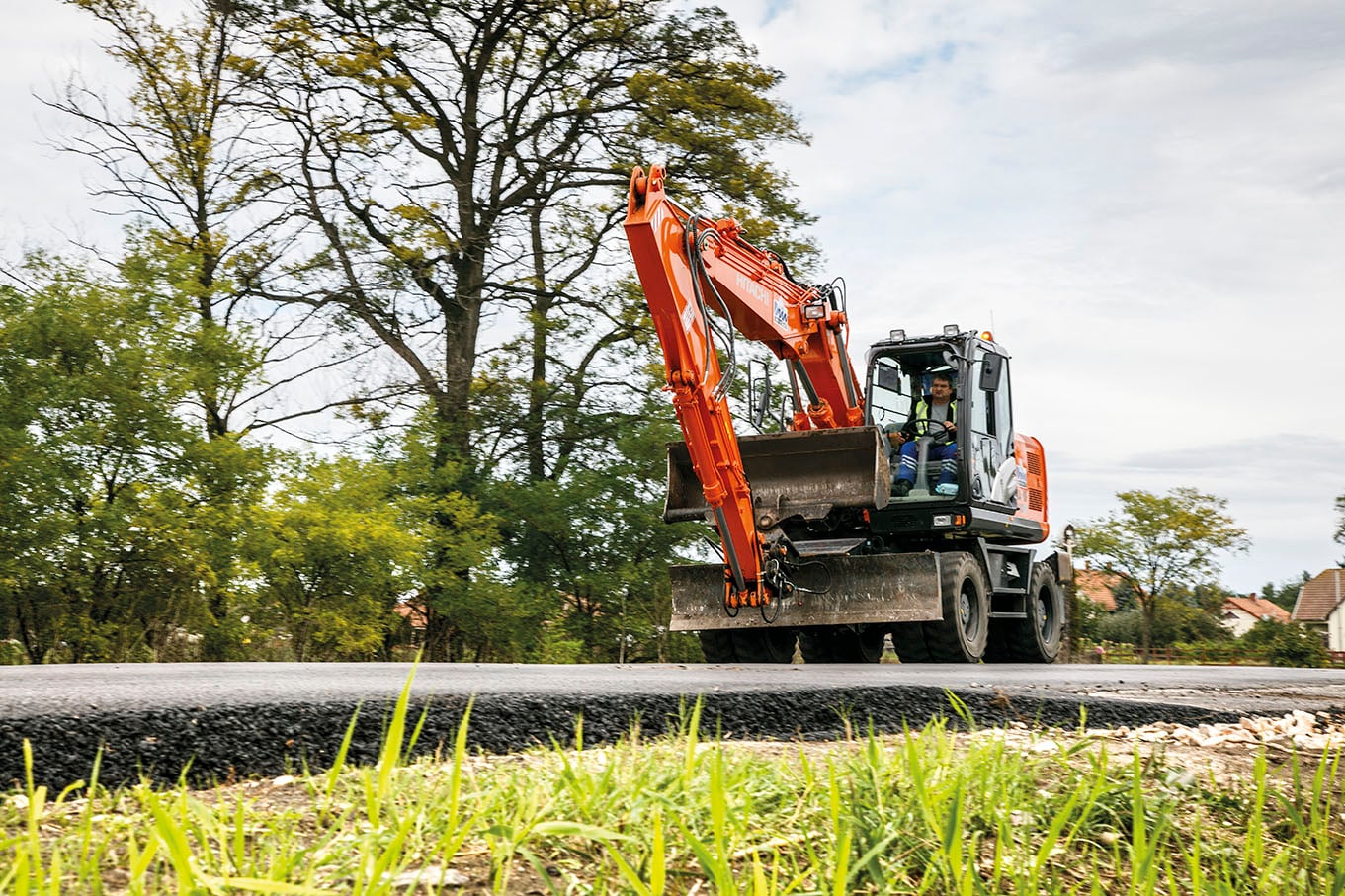 Hitachi ZX 140 W 5 excavator specs & dimensions (2013 - 2016