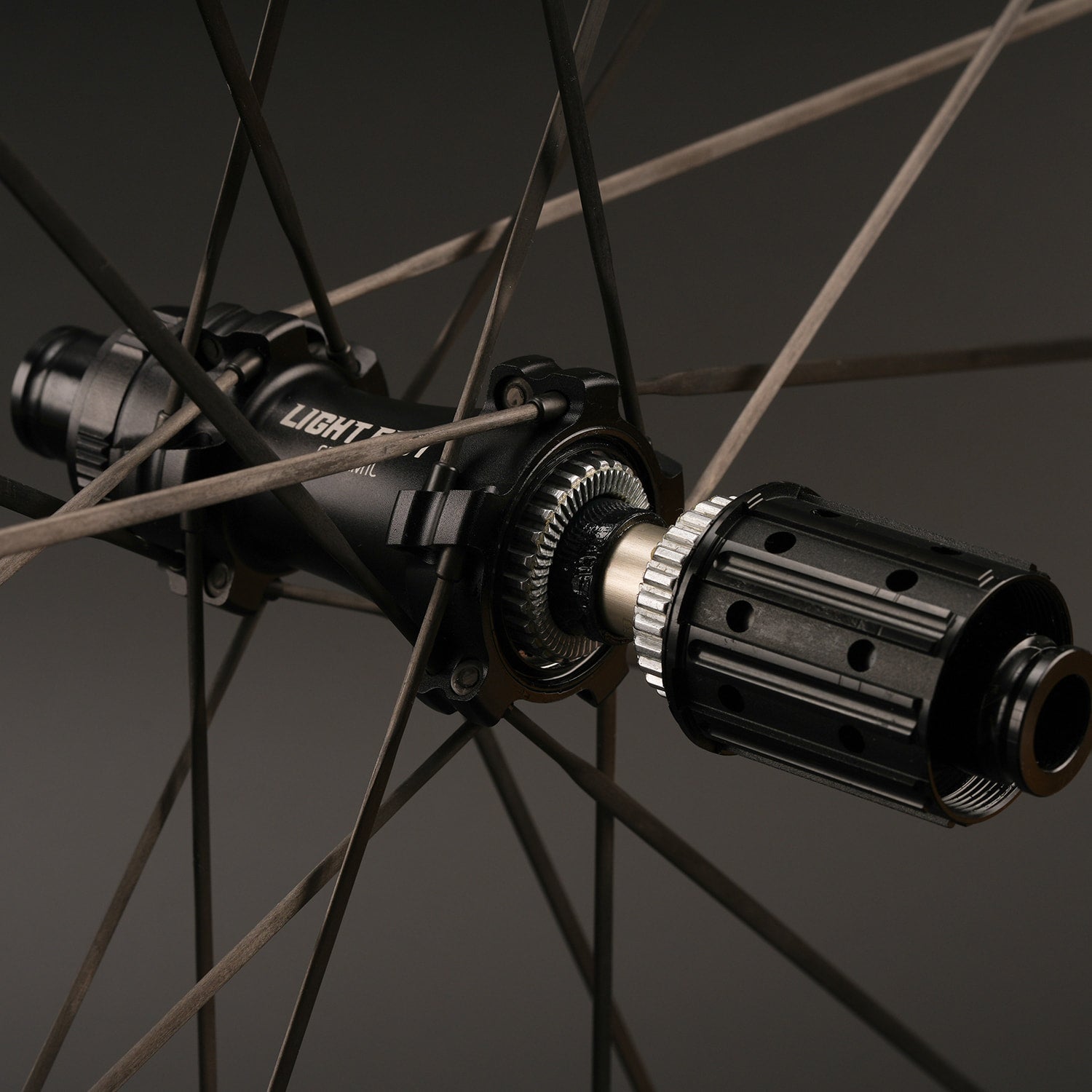 LightFast ウルトラライトカーボンスポークホイールセット-LF CSA