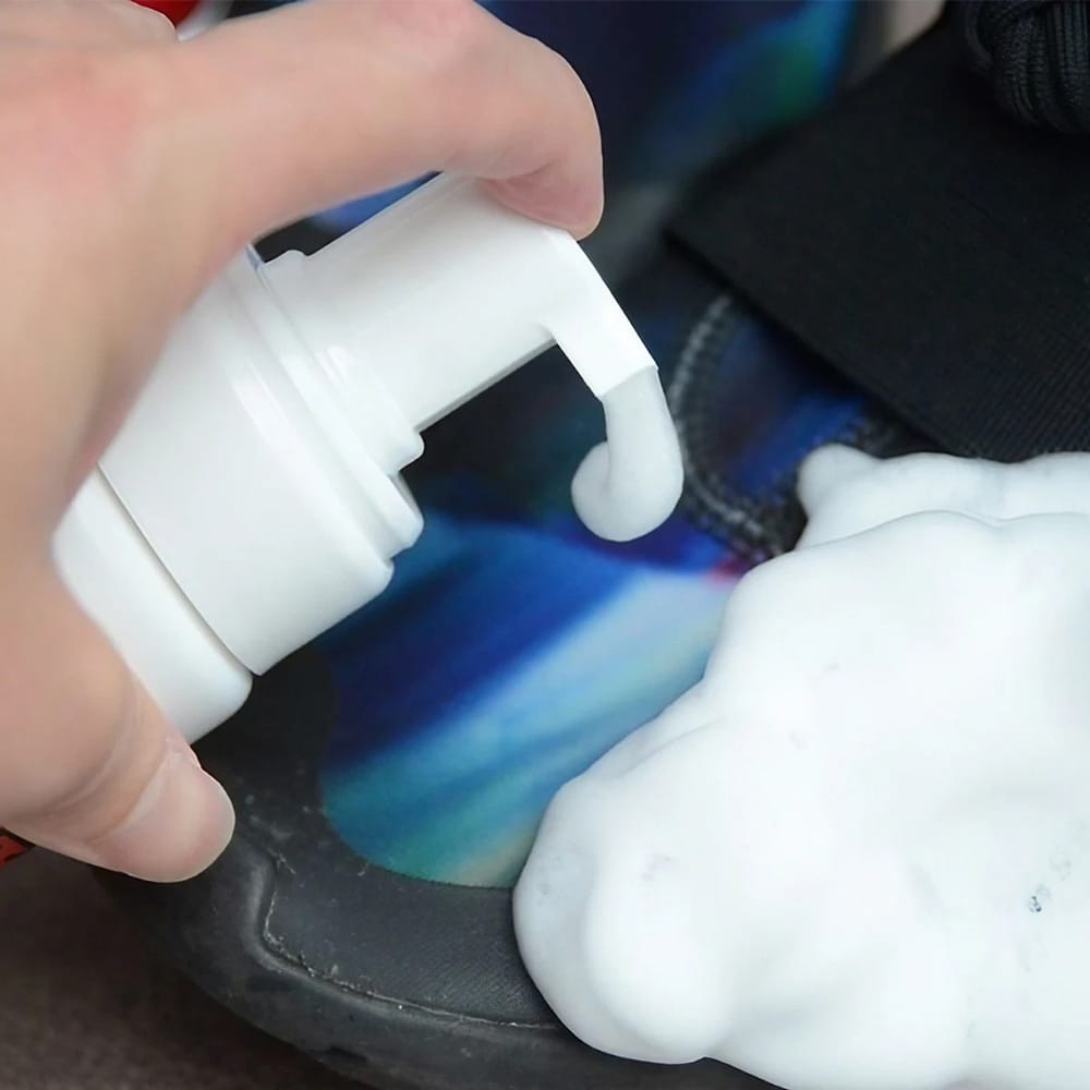 KICKS TOKYO スニーカー用シャンプー 200mL + スニーカー用ブラシ +