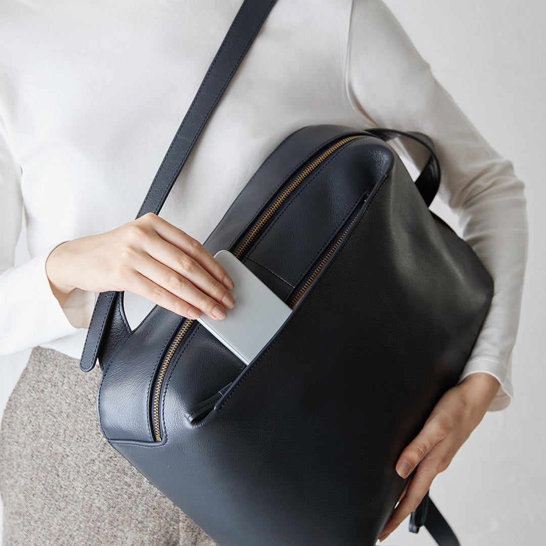 美品】マザーハウス カゼマトウ Mサイズ ネイビー 品質保証カード付き