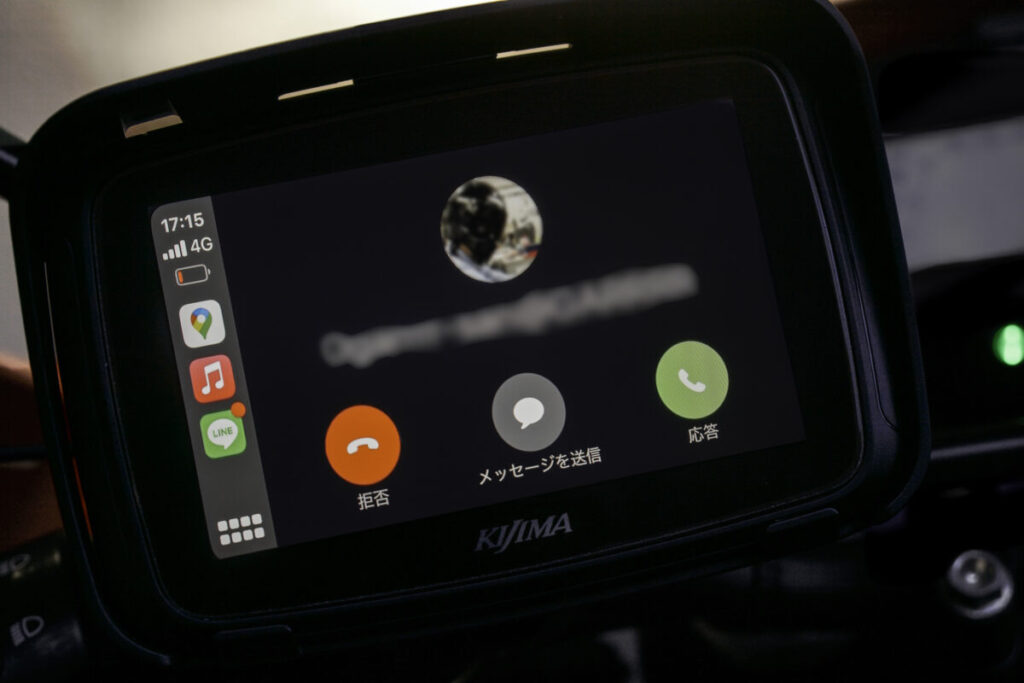 バイクの振動・衝撃からスマホを守り、スマホの機能をスムーズに使える