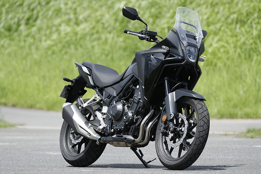 Honda NX400】クロスオーバーモデルの傑作が 外観を一新してモデル