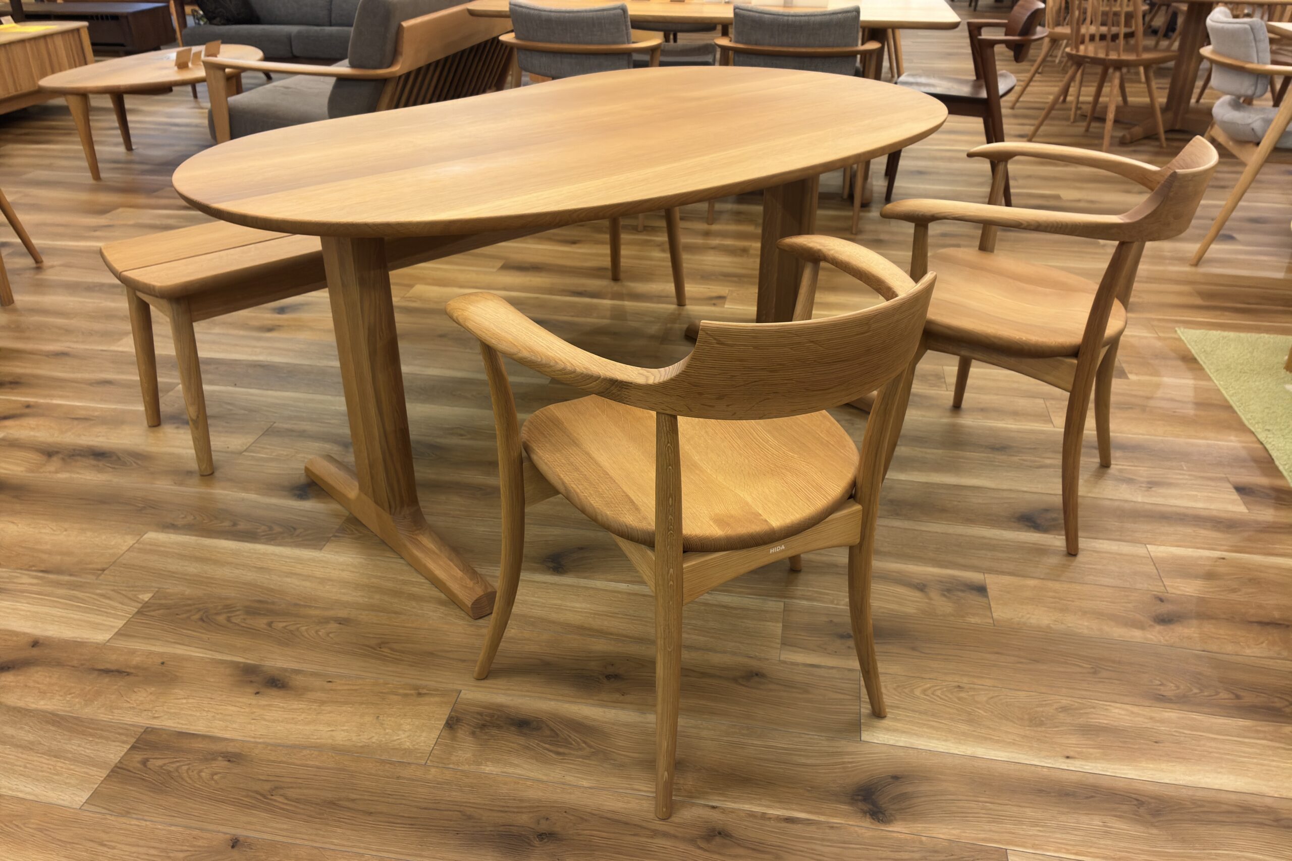 飛騨産業「侭」豆型オーダーダイニング4点セット – 木匠舘マイドゥ