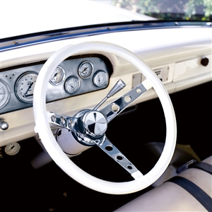 MOONEYES Universal 6-hole to 3-hole Steering Wheel Boss Kit Adapter