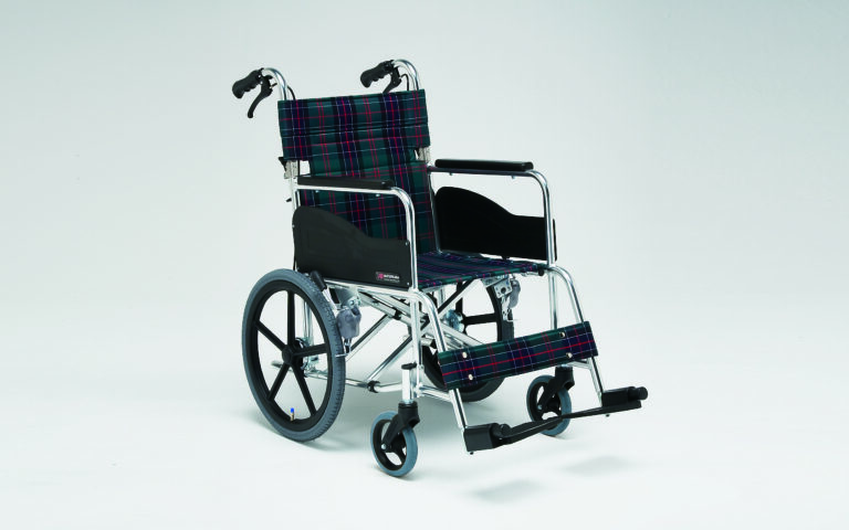 松永製作所 車椅子 AR-100 自走用 アルミ 車椅子 自走式 AR-100