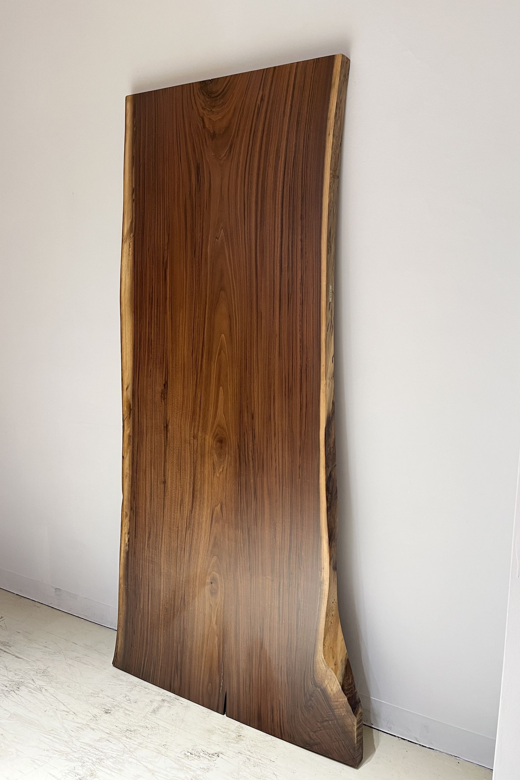 天然木 東京 新宿 東五軒町店展示 欅（けやき・ケヤキ）材 一枚板