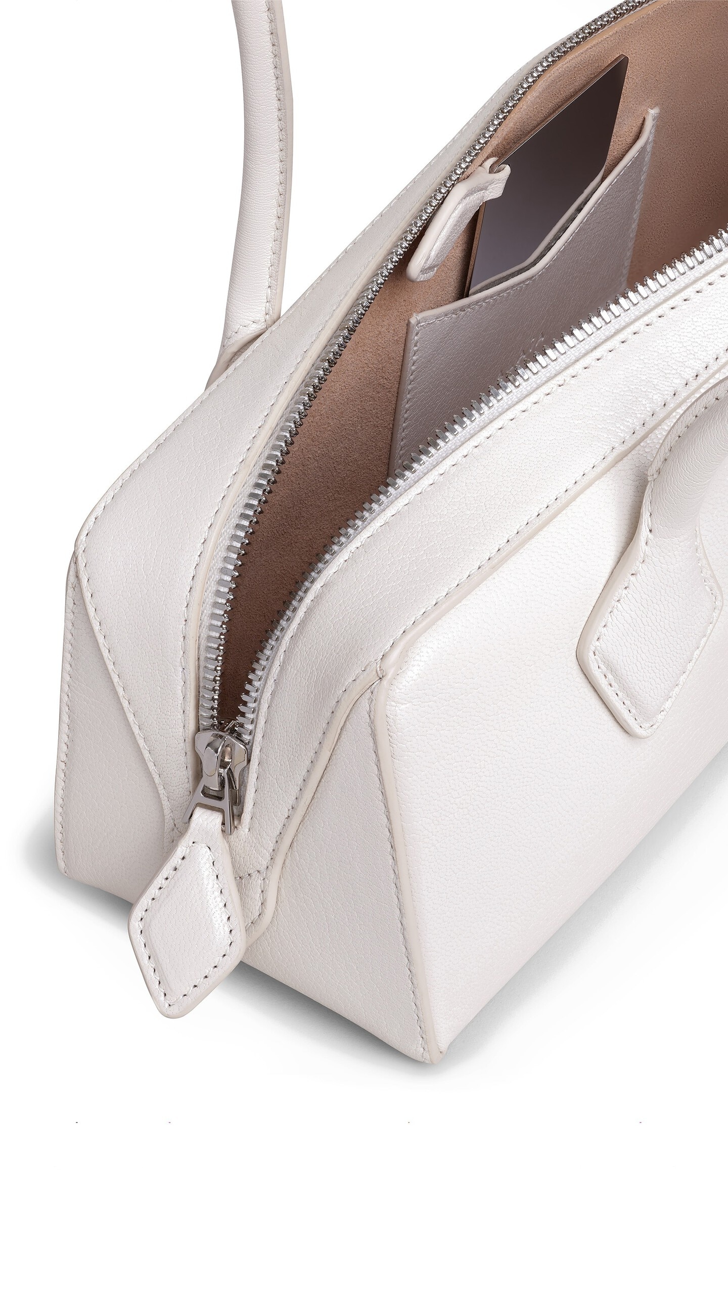 ALAÏA IVORY LE TECKEL MEDIUM BAG IN GOATSKIN | ALAÏA US