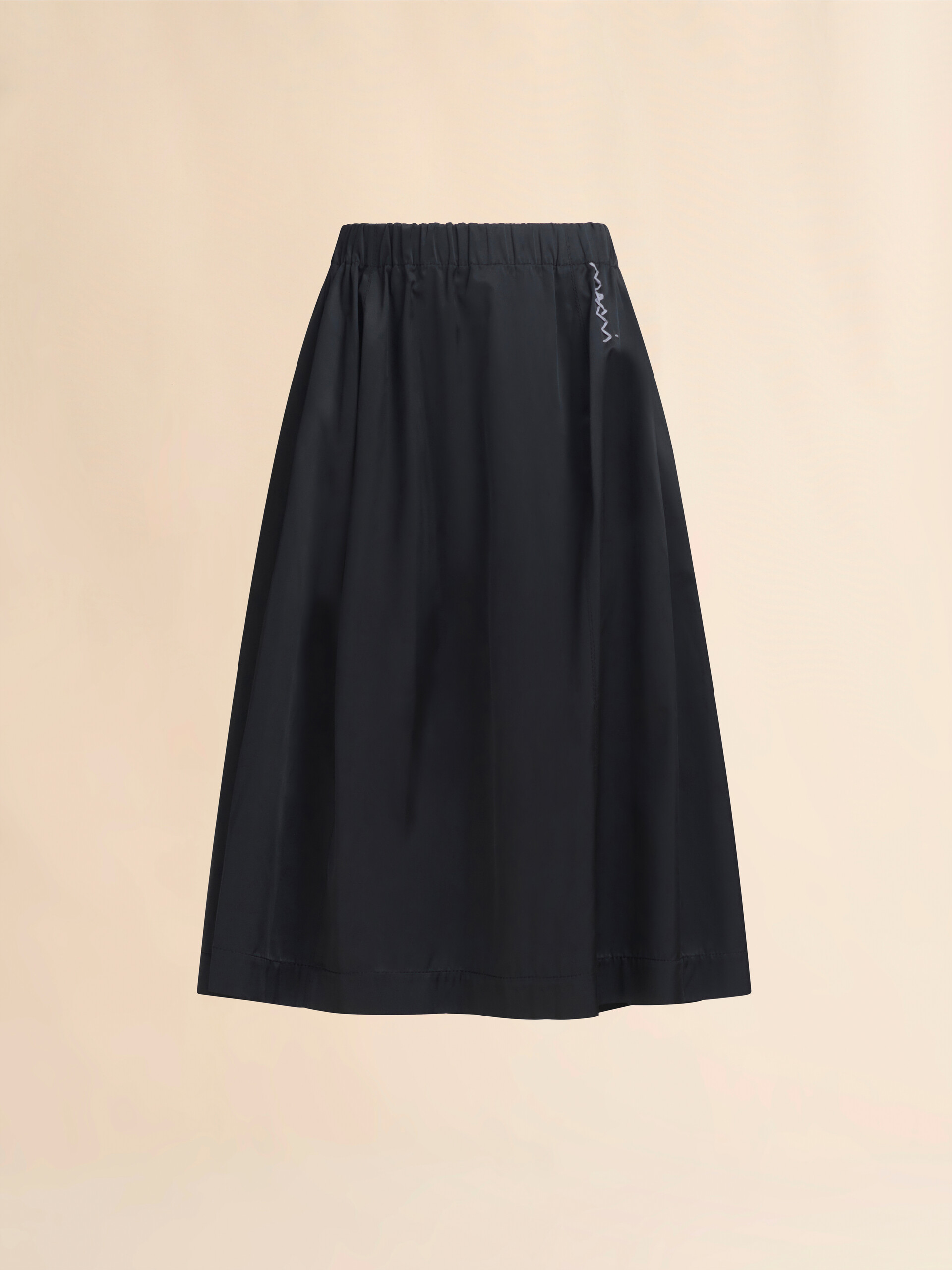 ブラック タフタ製ワイドスカート、マルニシンボル入り | Marni