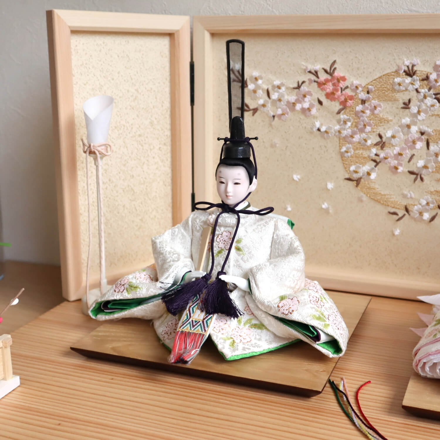 京都・二世 三宅玄祥作 11番 正絹西陣織 「手描き桜」ヒノキ枠本刺繍