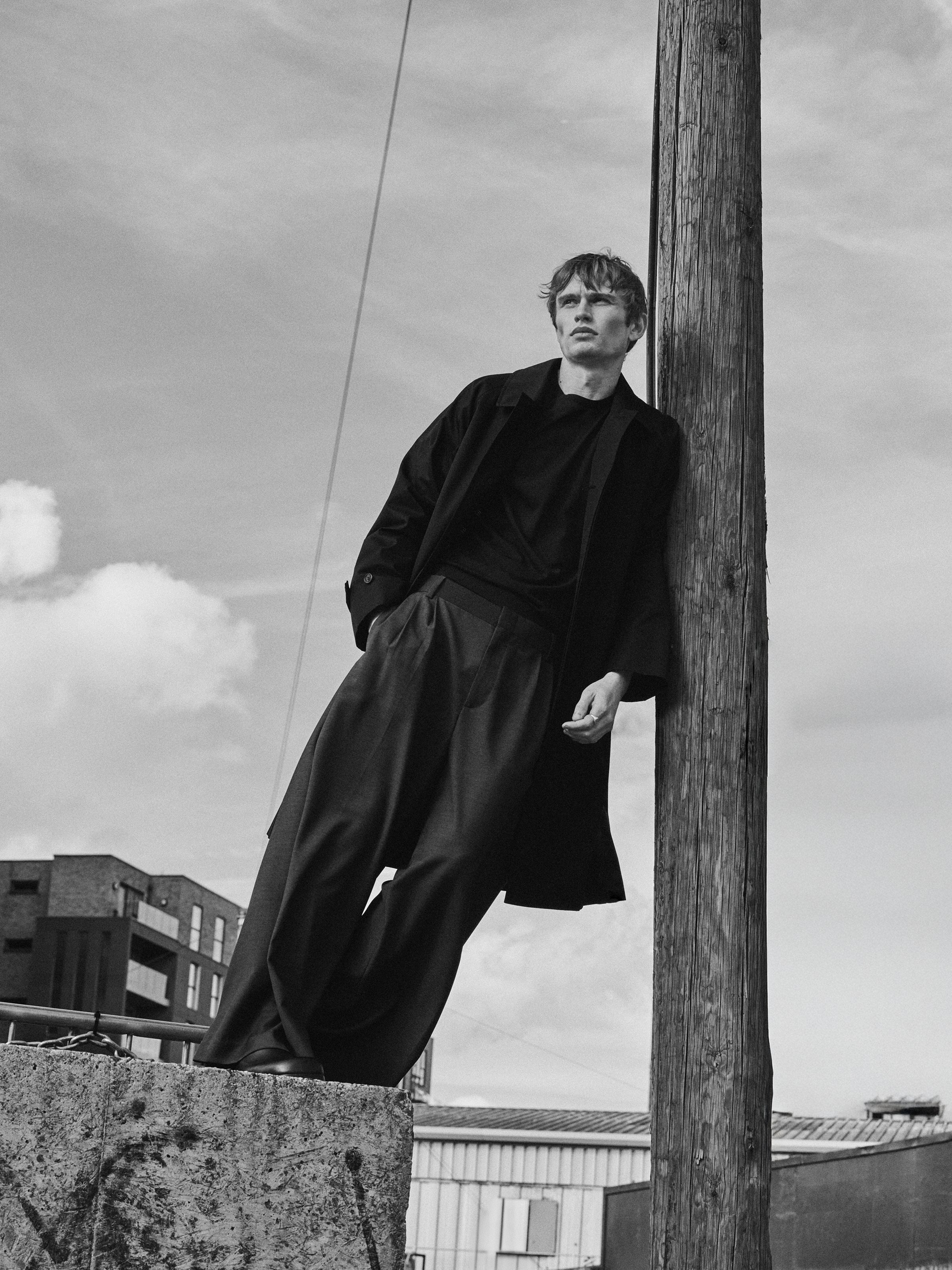 MACKINTOSH 公式 | ハンドメイドのラグジュアリーレインコートと