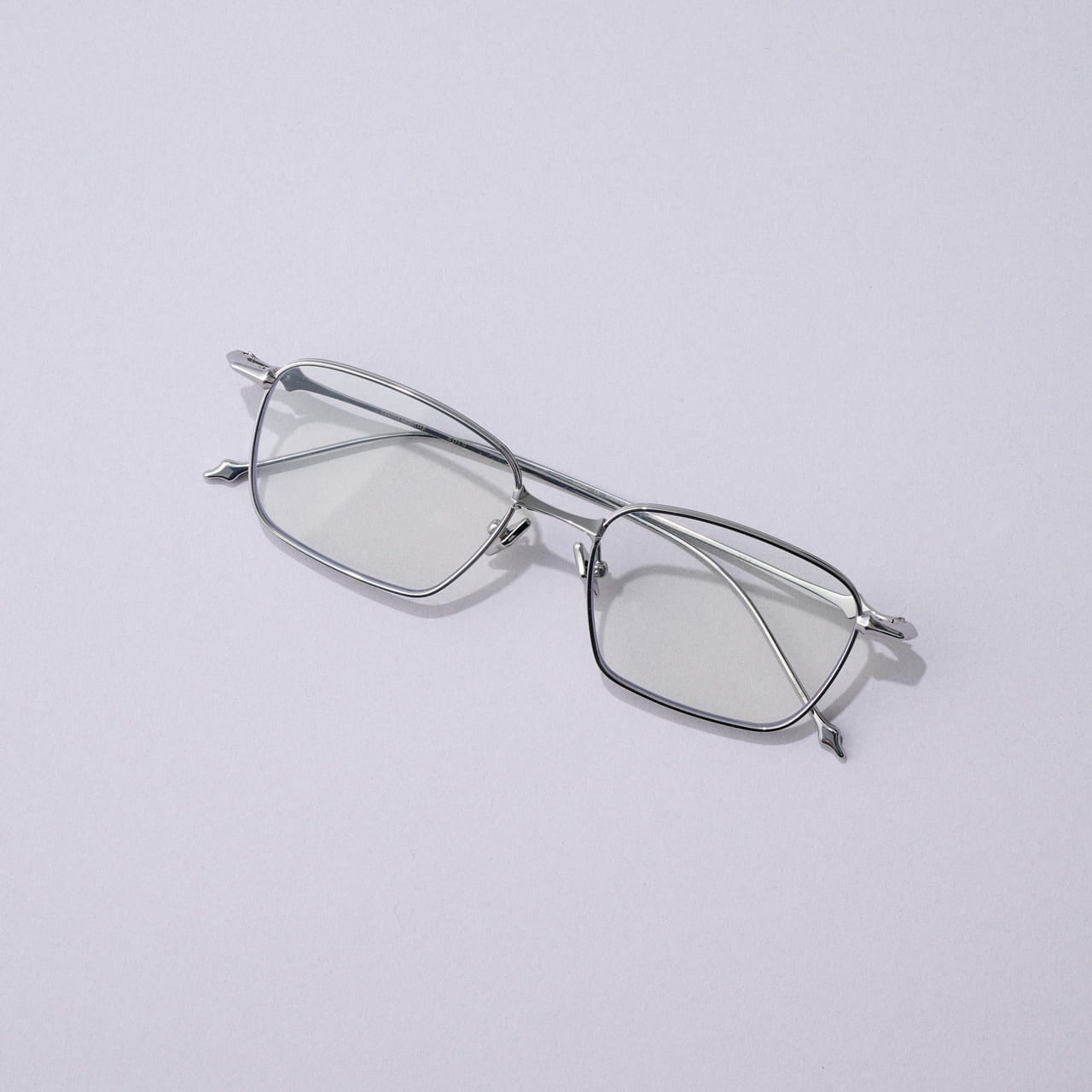 ジェントルモンスター」で服好きが買ってよかったのは完売名品「Aba 02