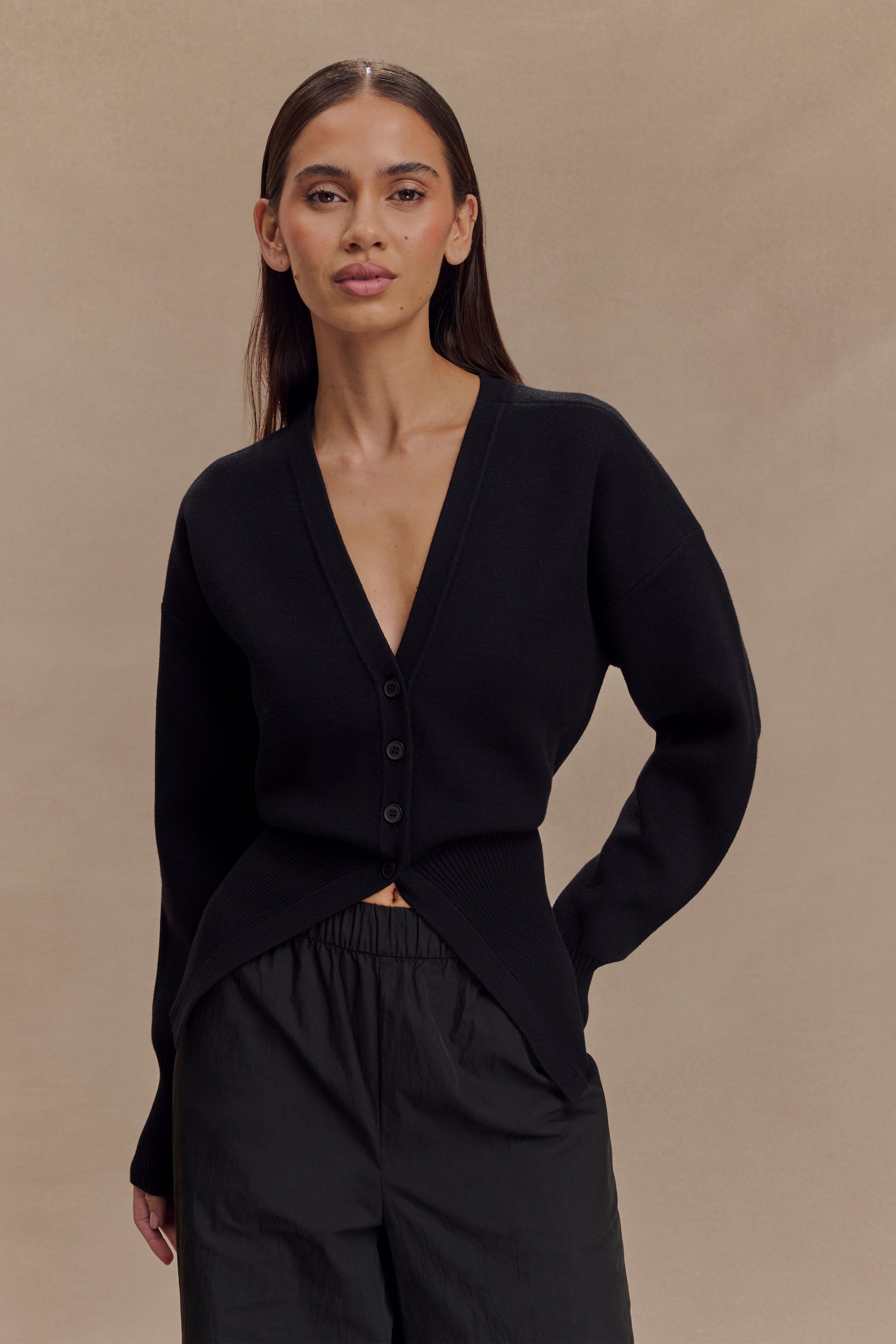Alexia Buttoned Oversized Cardigan - Black | MESHKI US
