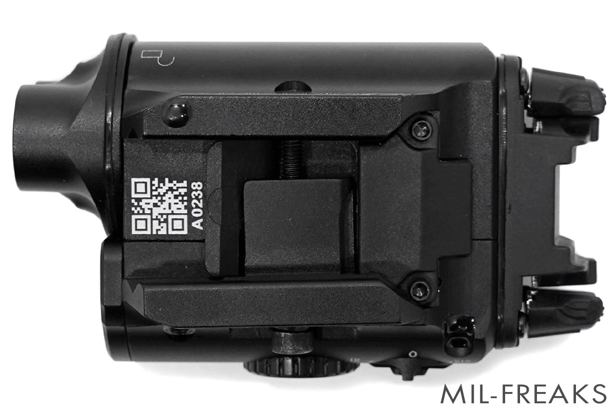 FMA SureFireタイプ XVL2 IRC サイティングデバイス IR ストロボライト