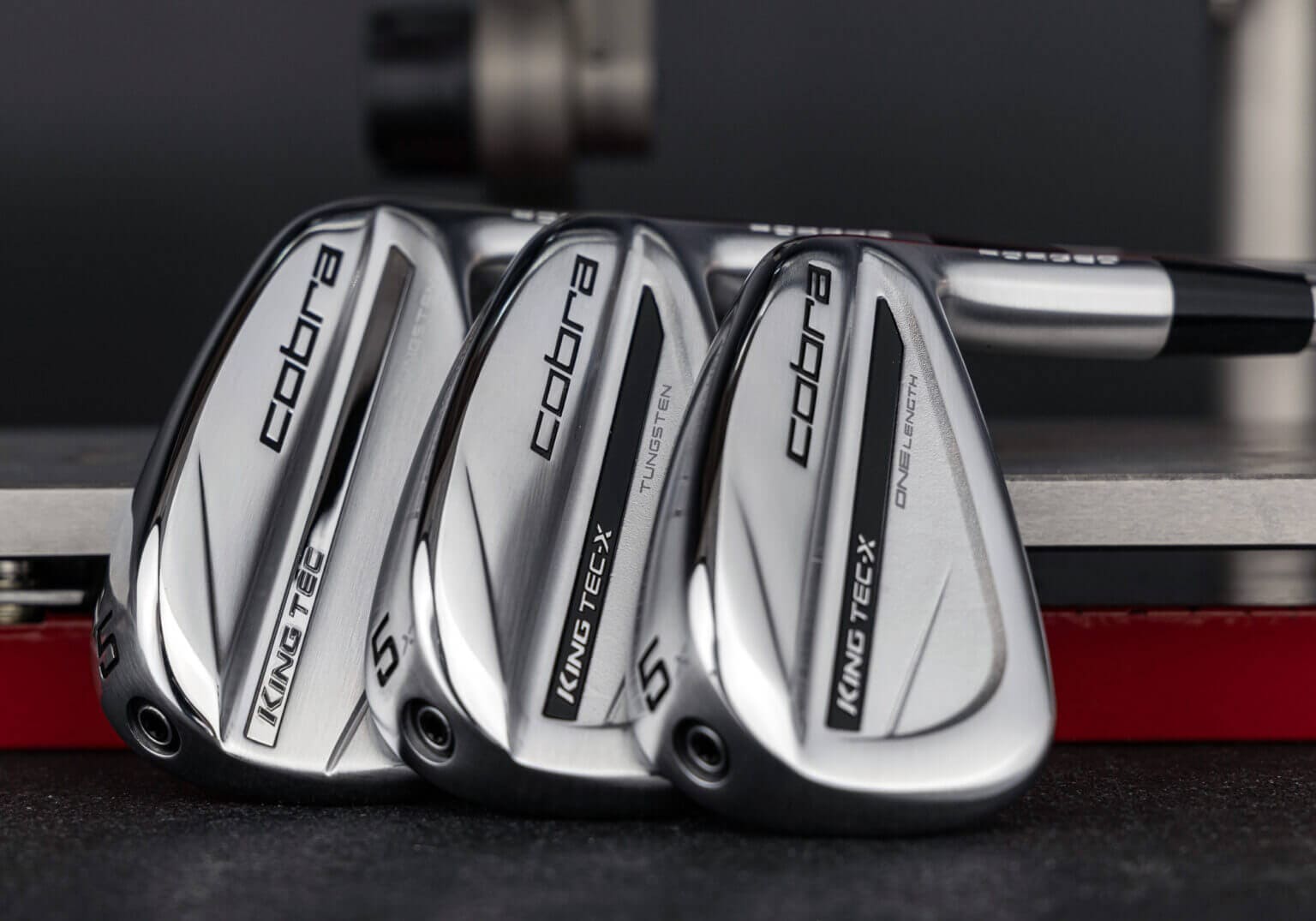 2024年モデル Cobra King Tec アイアンセット 6-9 P 2024年モデル