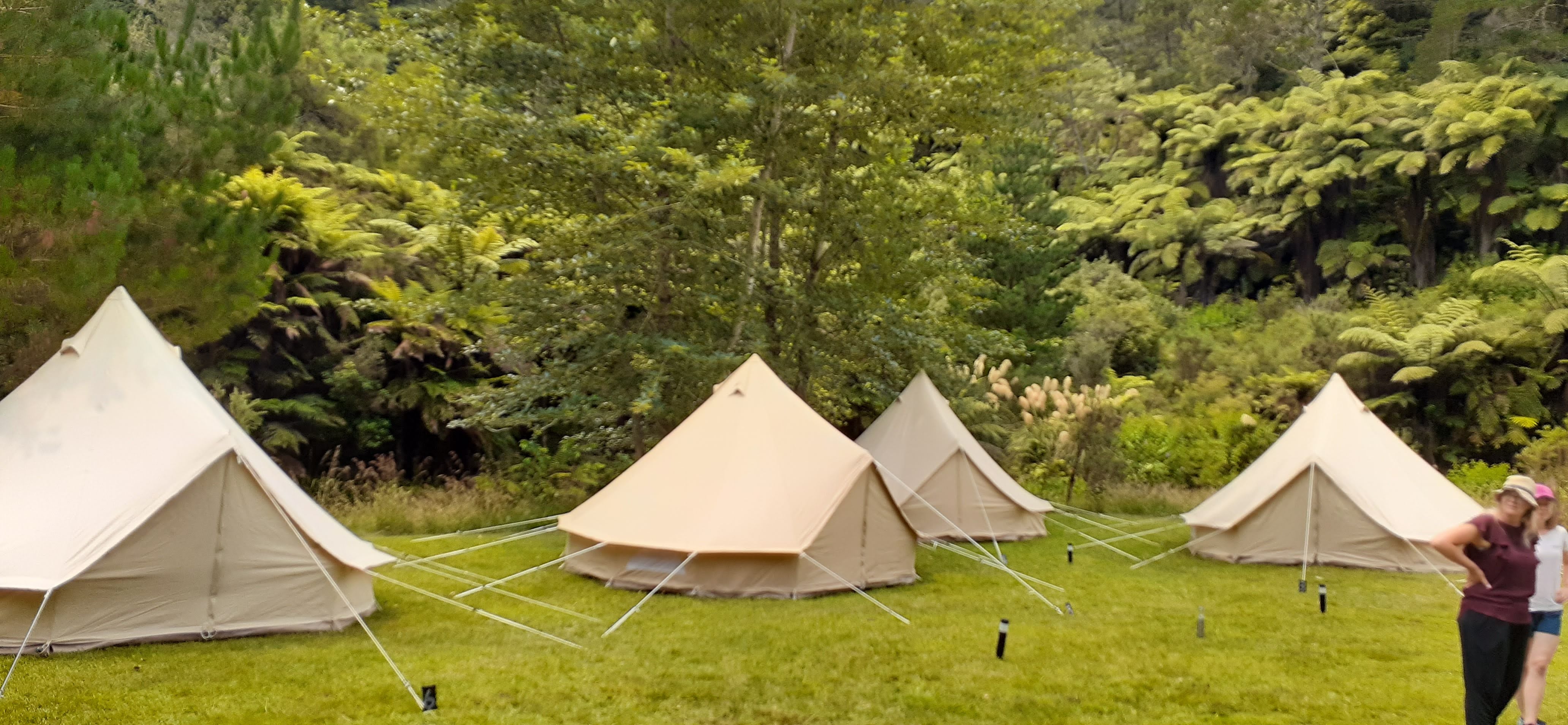 CanvasCamp Pro 450 Ex-hire bell tent – Nomadic