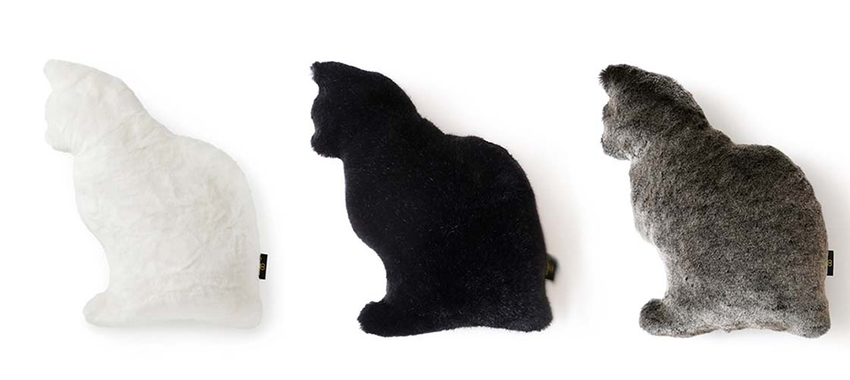 本物のような抱き心地で、気づけば撫でてしまいます。「Fabrico NEKO