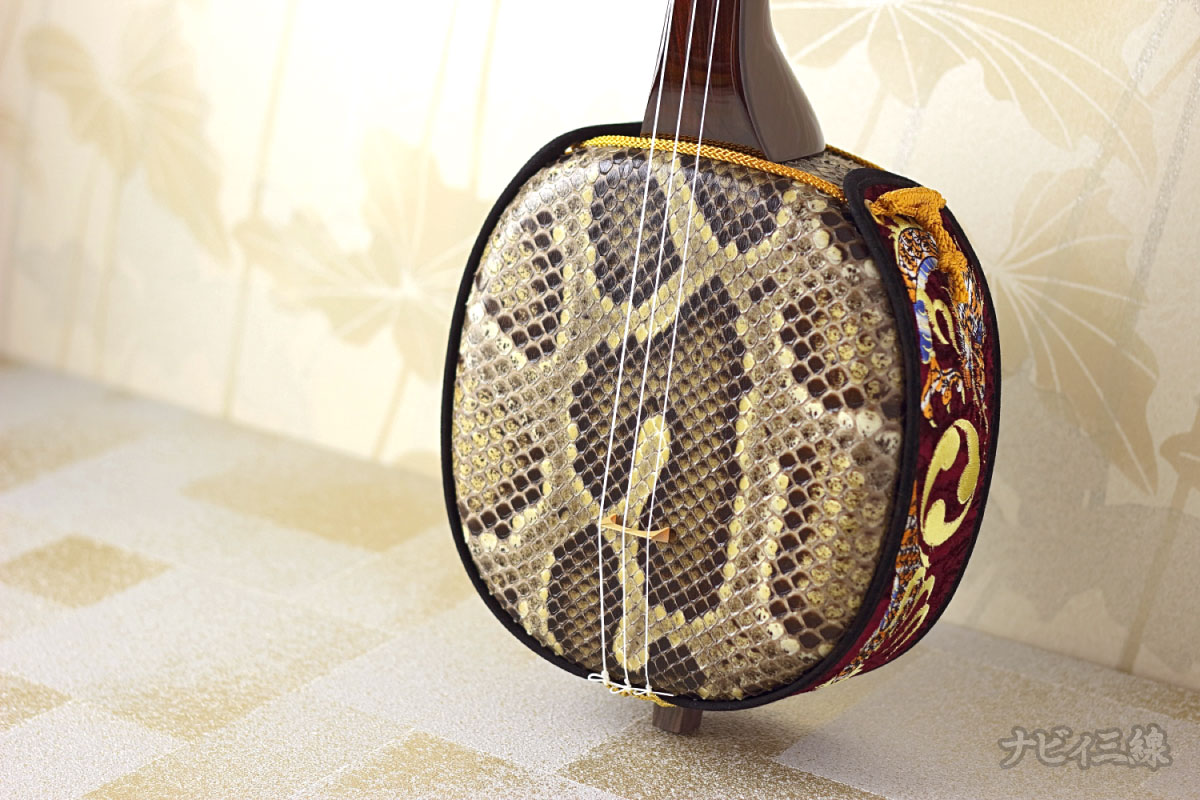 三線 本体 ヘビ革風デザイン 三線 本体 ヘビ革風デザイン 三線 本体