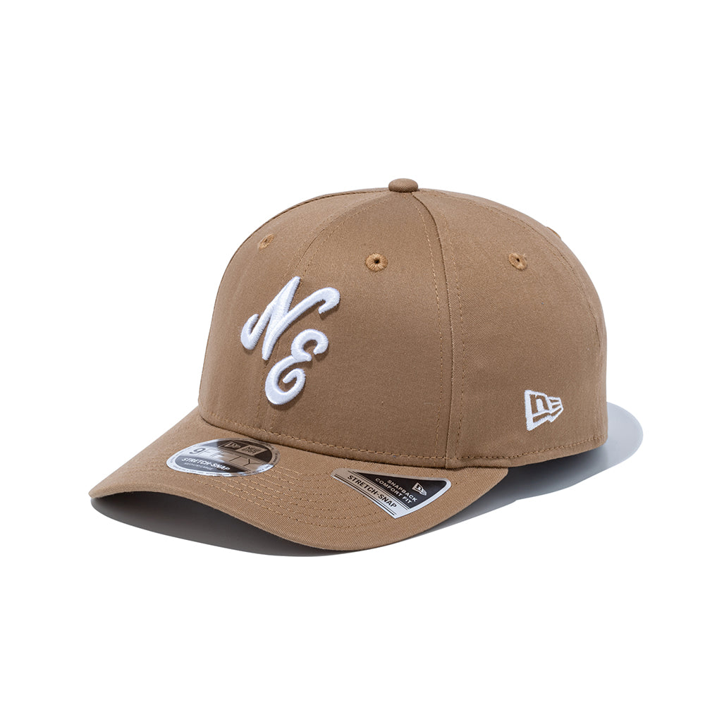 9FIFTY ストレッチスナップ クラシックロゴ カーキ × ホワイト