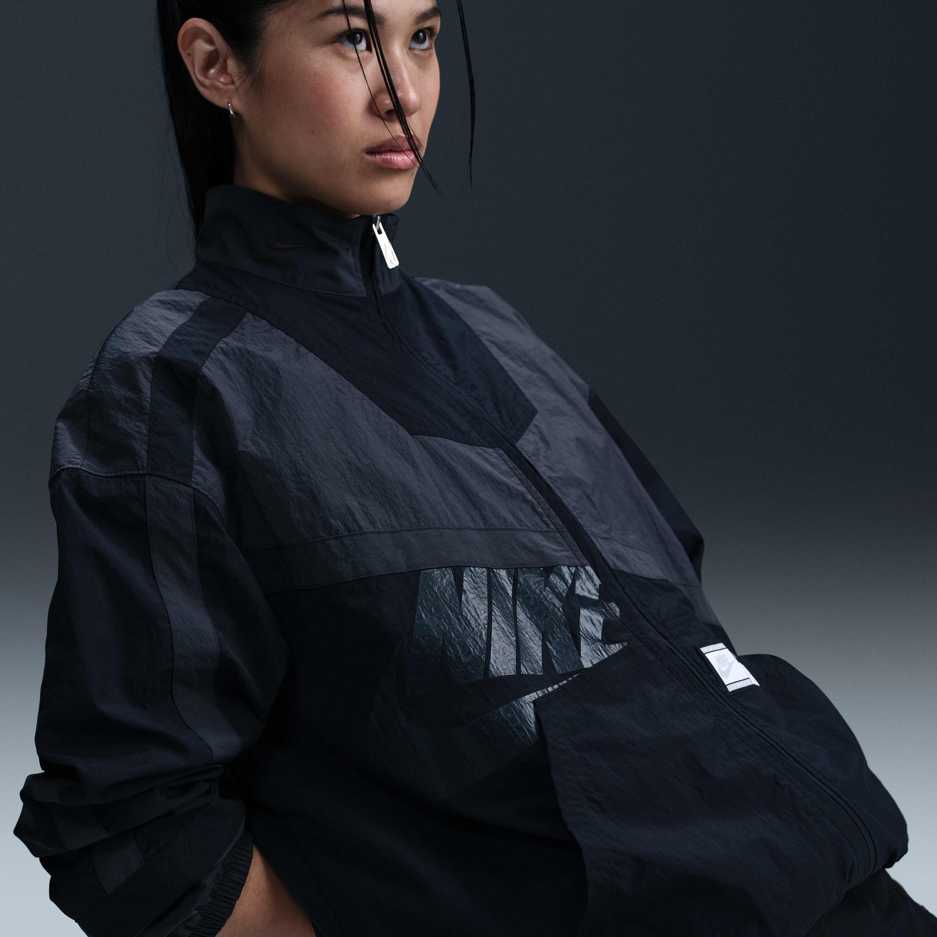 Buy Nike Sportswear Women's Oversized Woven Jacket - Anthracite