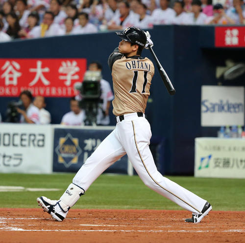 大谷翔平143m弾も日本ハム時代には京セラドーム5階席へ推定145m弾