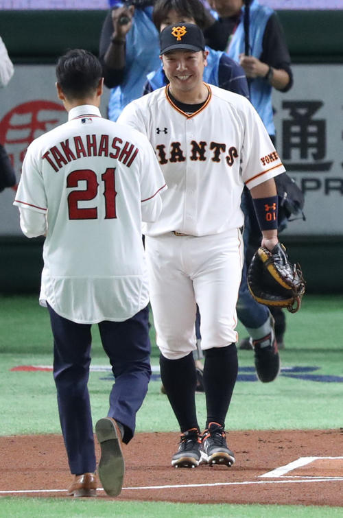 阿部慎之助 サイン入りスパイク 阿部慎之助 サイン入りスパイク - 読売