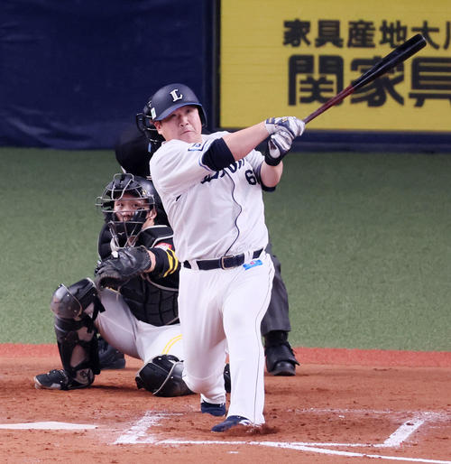 西武】中村剛也が登録抹消、44試合で2割4分 6月以降は代打起用