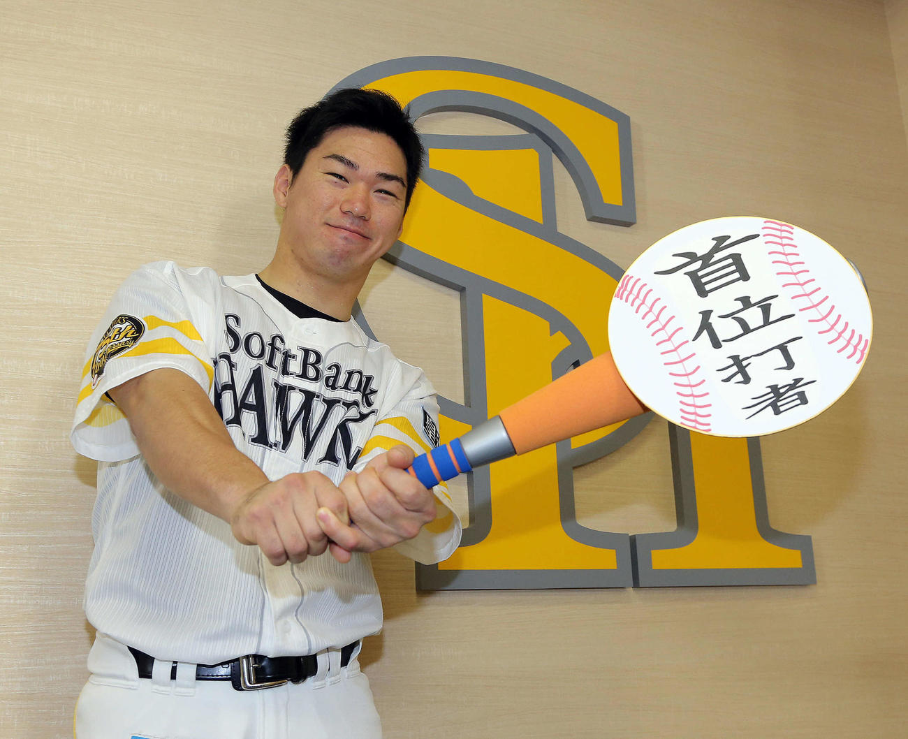 ソフトバンク長谷川勇也「やれることは一生懸命」内面の強さで13年最多