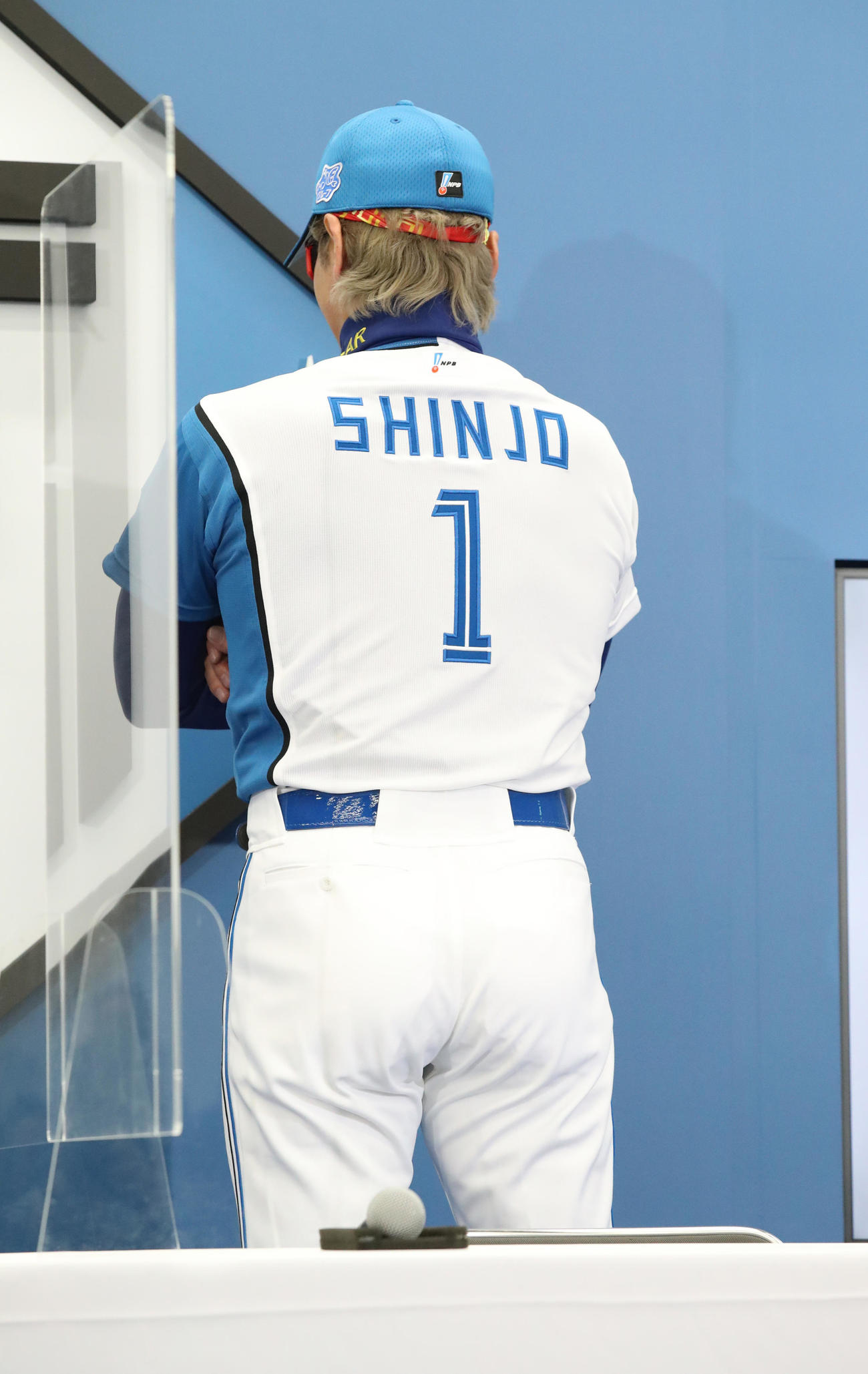 日本ハムファイターズ BIGBOSS レプリカユニフォーム 【公式通販】