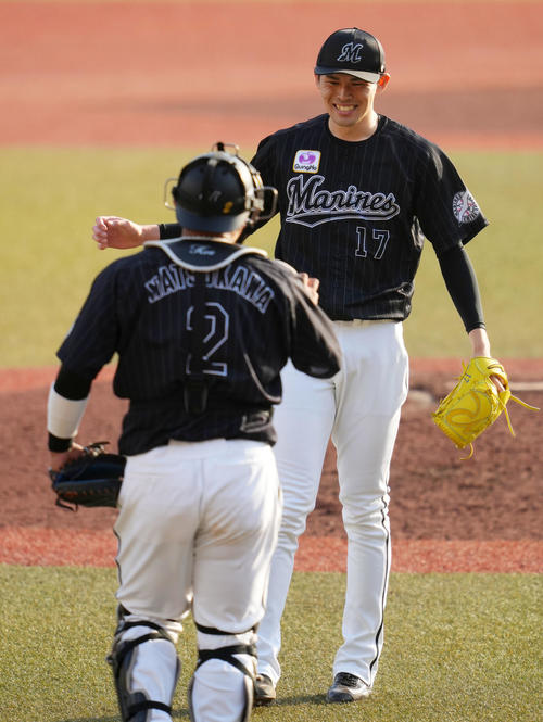 ロッテ】佐々木朗希＆松川虎生 ギネス認定「完全試合達成の投手と捕手