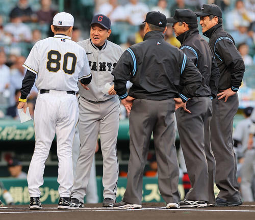 阪神】「伝統の一戦」起源とされる「大阪タイガース」復刻ユニホーム