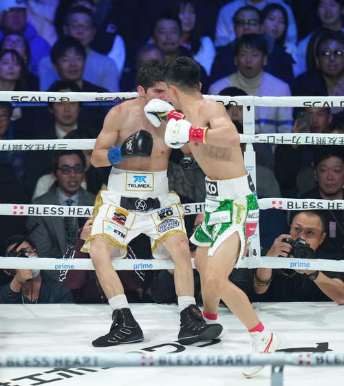 ボクシング】中谷潤人がデビュー30連勝で3度目防衛「みなさん