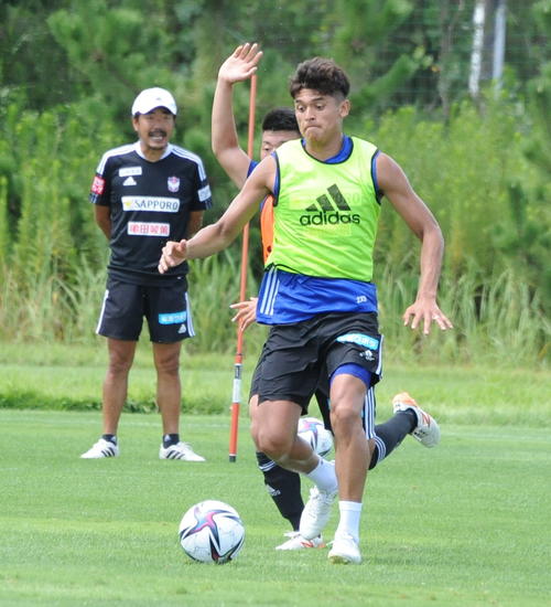 J1 アルビレックス新潟 ロメロフランク 24番 L ロメロ フランク 選手