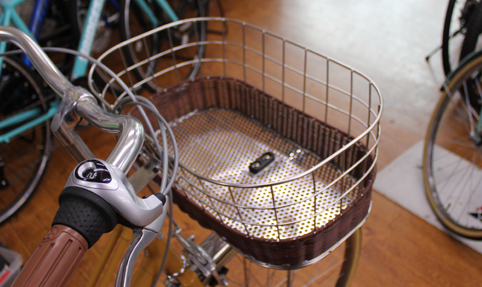 ブリヂストン製の通勤通学自転車カジュナが入荷いたしました。