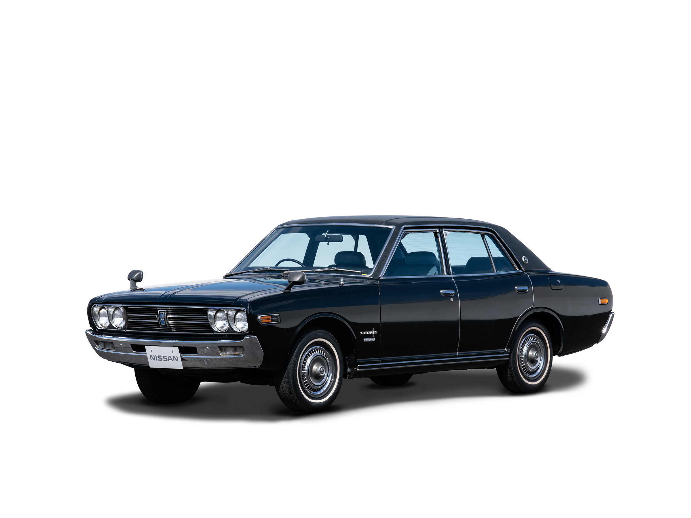 日産： NISSAN HERITAGE COLLECTION｜セドリック 4ドアセダン 2000GL