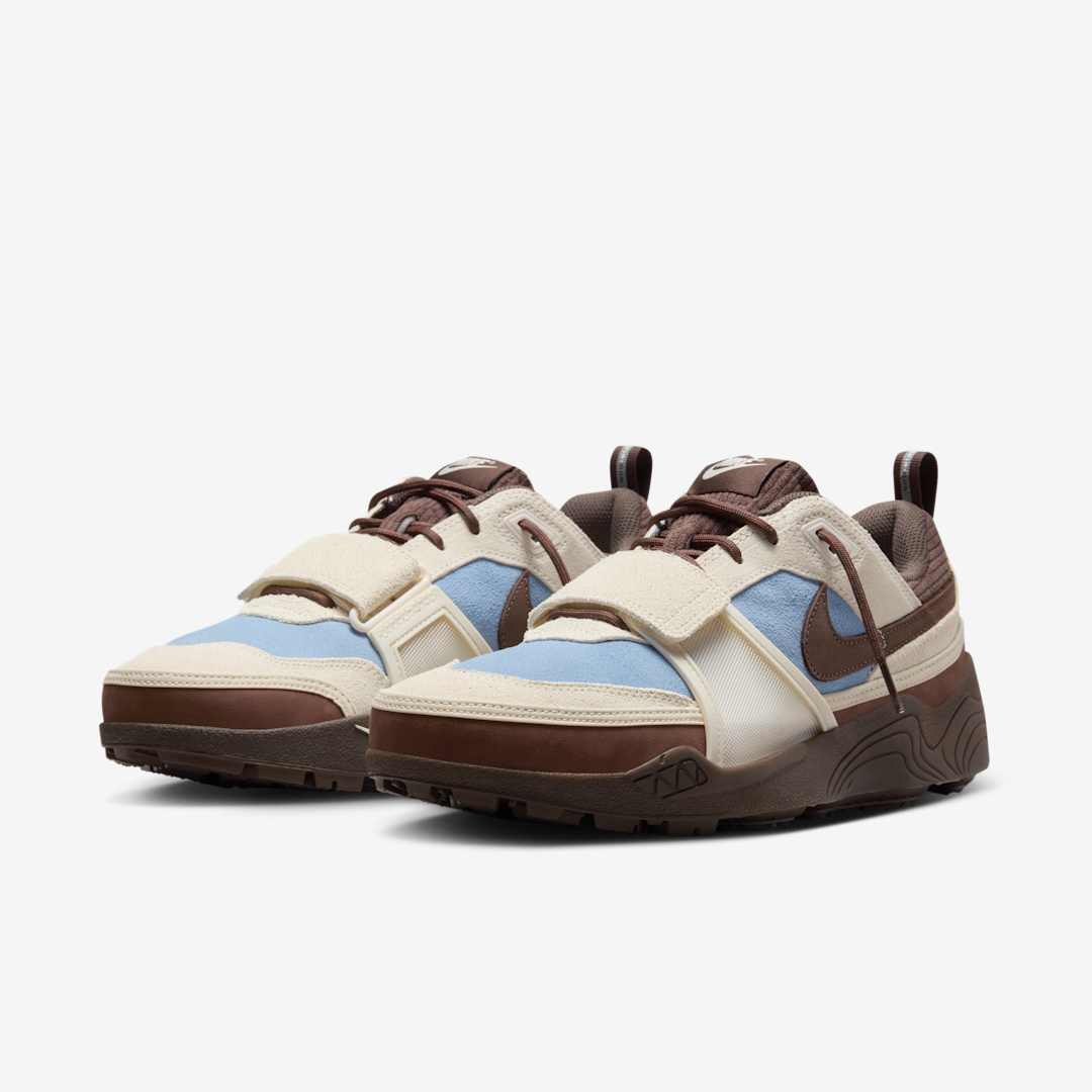 Travis Scott x Nike Zoom Field Jaxx 