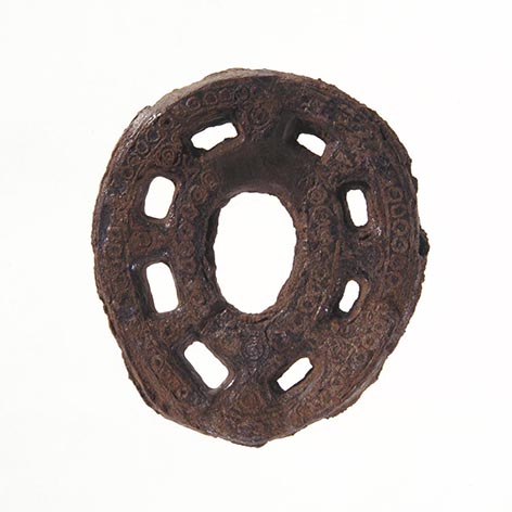 銀象嵌鍔 | 静岡県埋蔵文化財センター