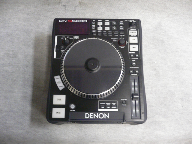 ポータブルプレーヤー DENON DN-S5000 DENON DN-S5000 Digital Turntable CDJ Table Top DJ CD MP3 Active