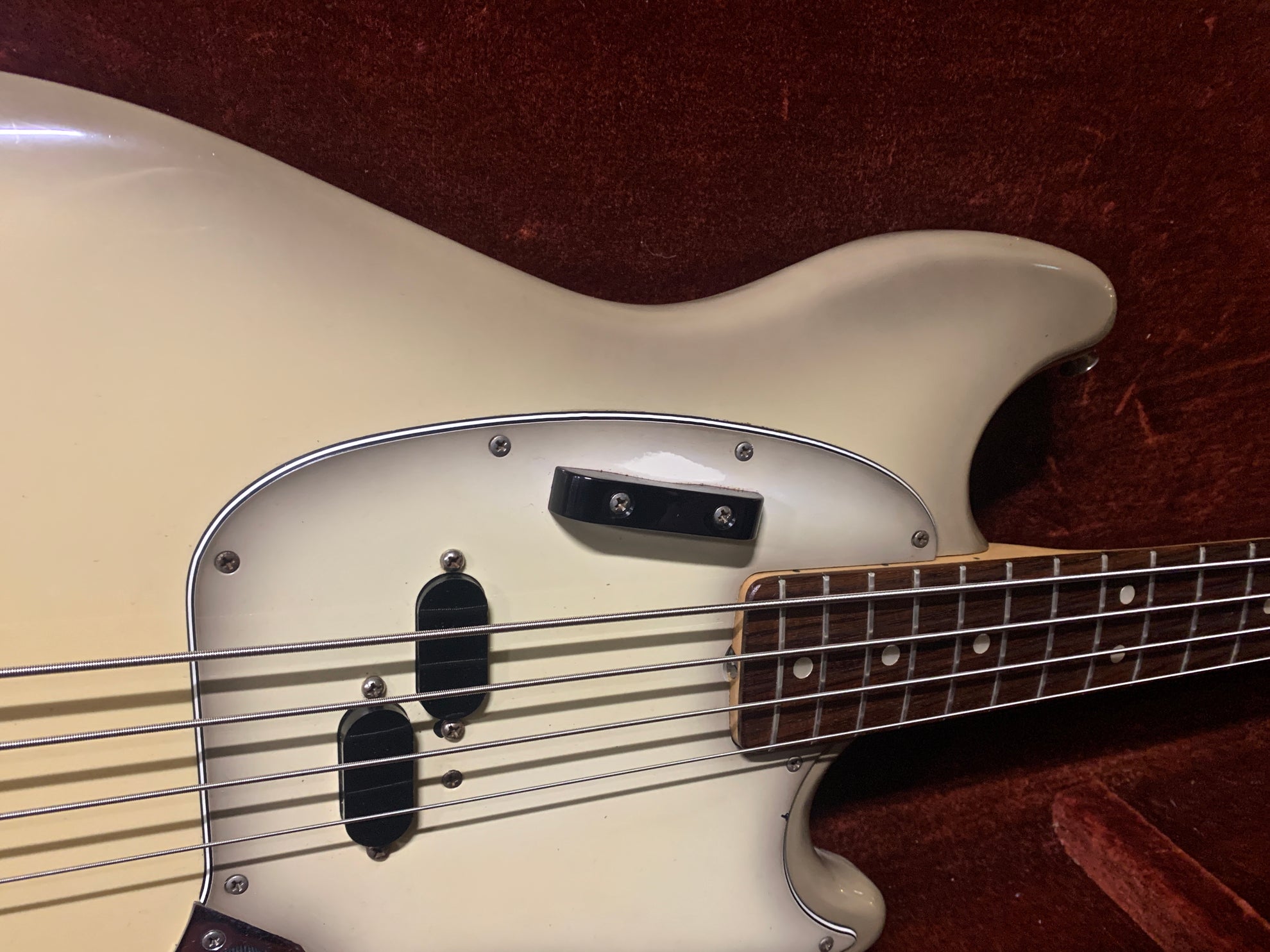 Fender Mustang Bass Antigua 1978 - Some Neck Guitars