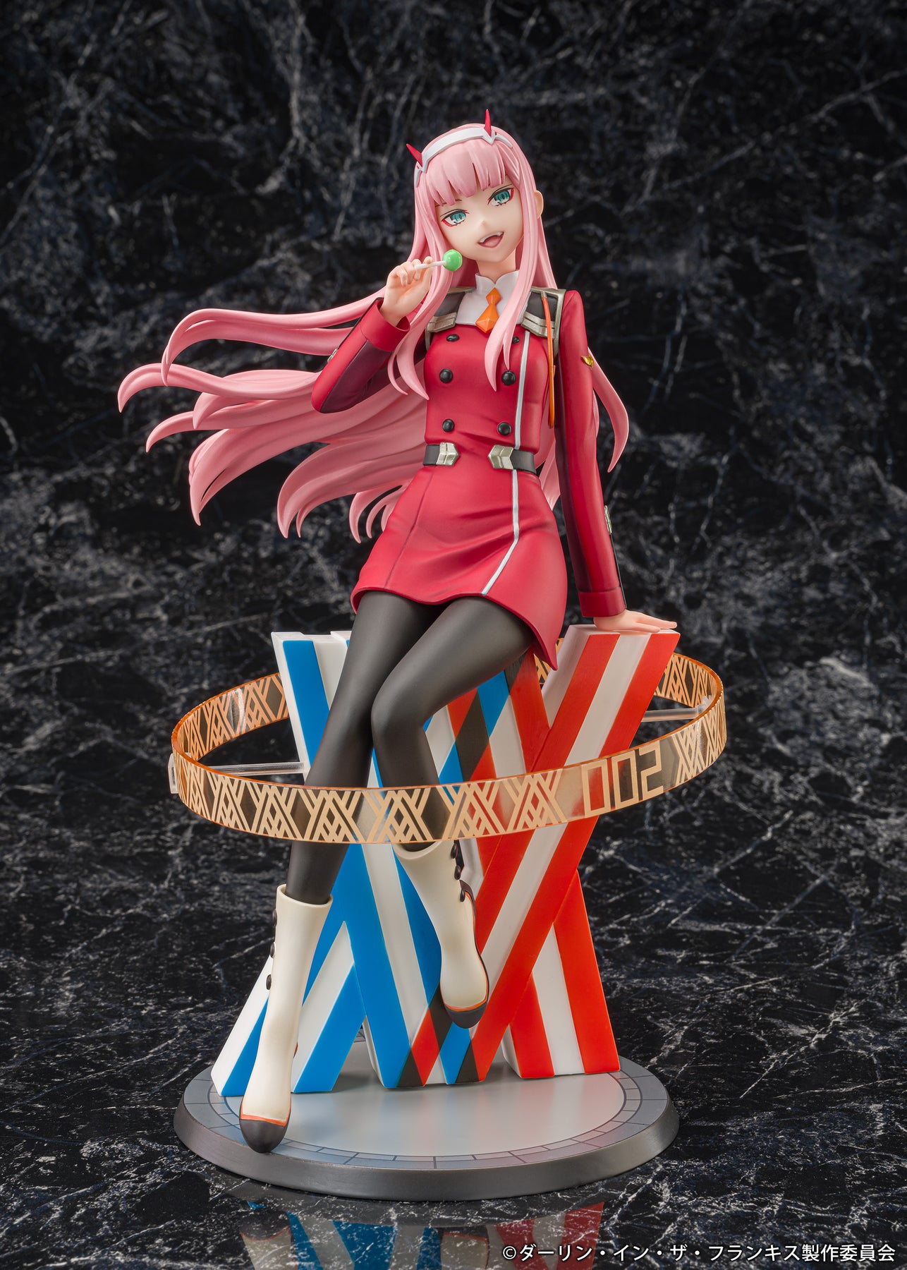 zerotwo_07_8681_1800x1800.jpg?