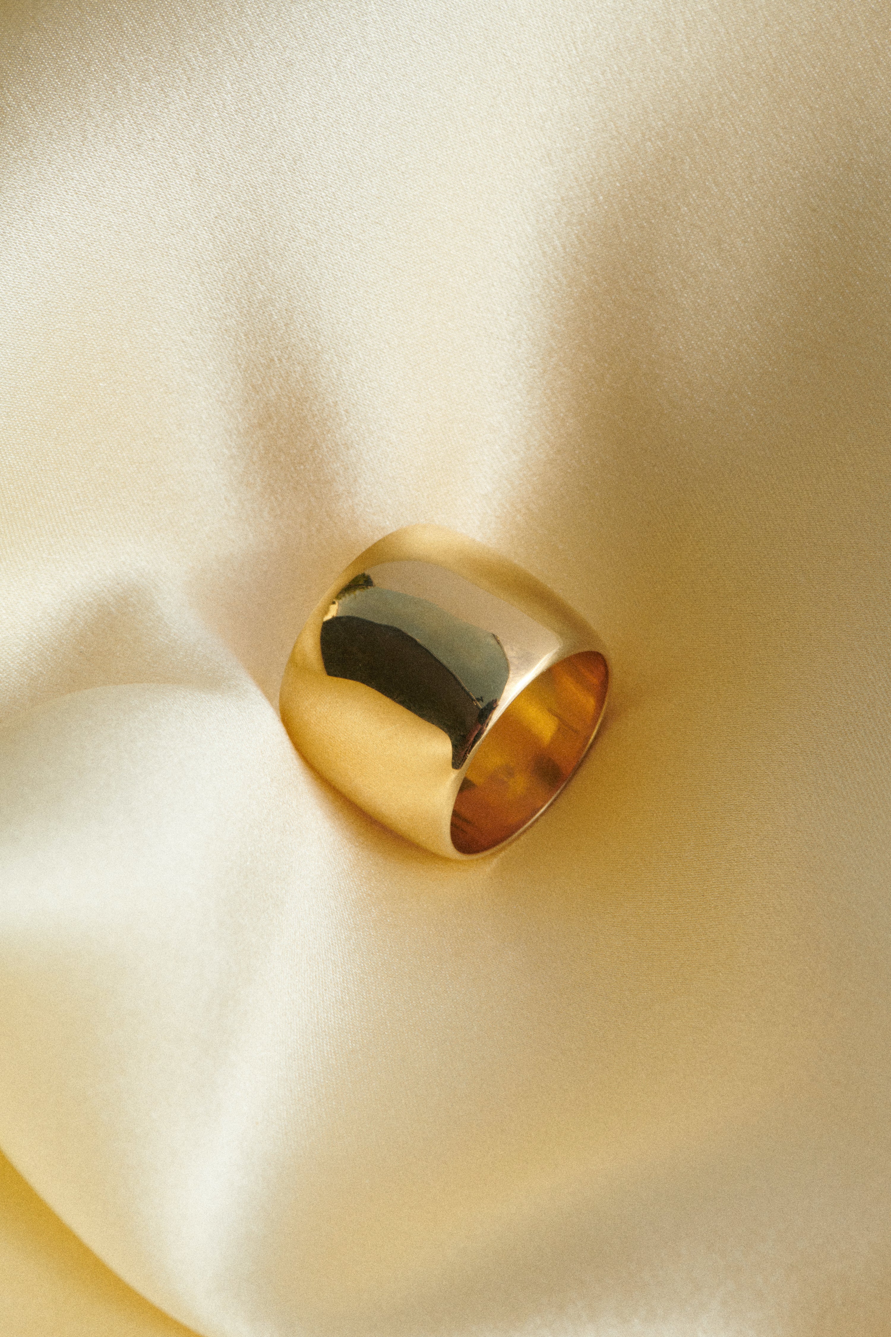 18k Wide Cigar Band Ring | Sophie Buhai