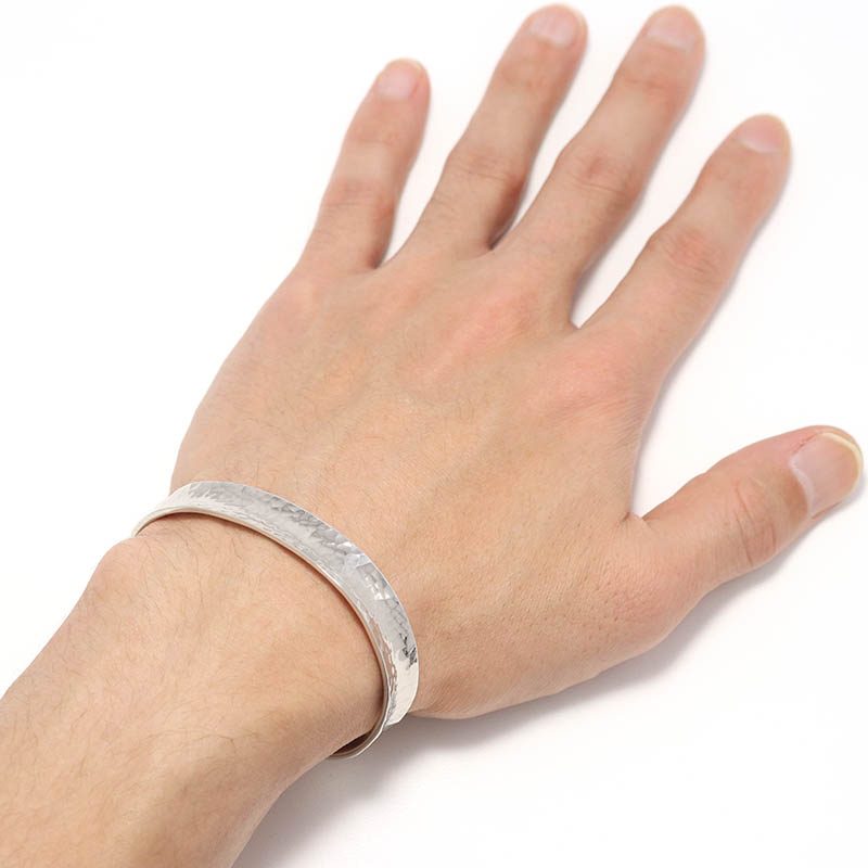 Suman Dhakhwa（スーマンダックワ） Silver Hammered Curvature