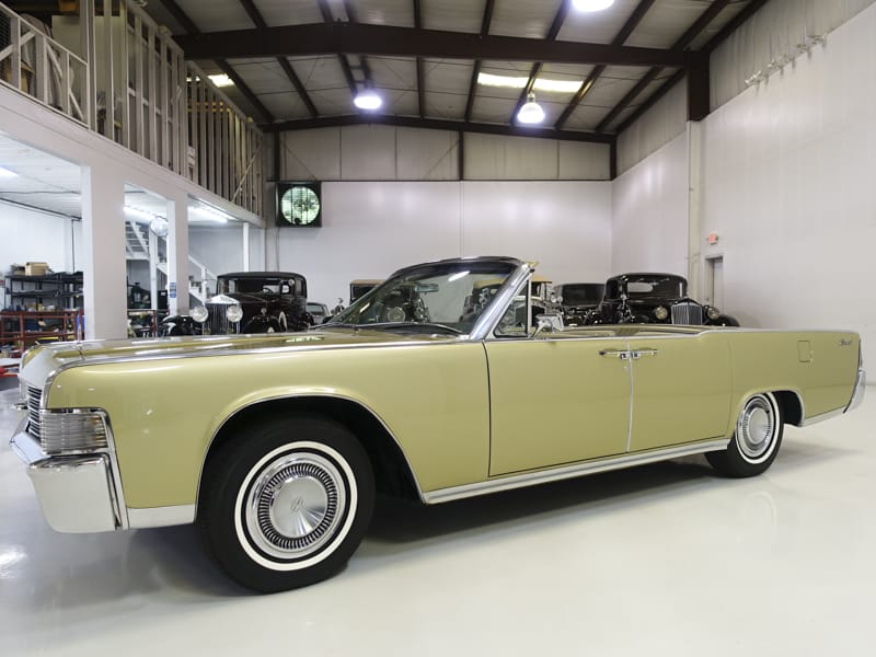 1965 Lincoln Continental Convertible for Sale at Daniel Schmitt & Co.